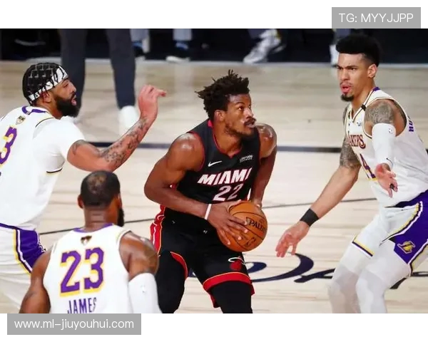 《打造无懈可击的防守之道：完美防守策略与战术解析》